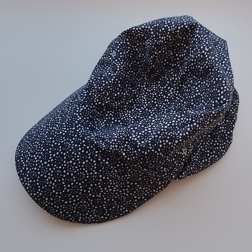 Lululemon Baller Running Black and White Starburst Patterned Cap One size
